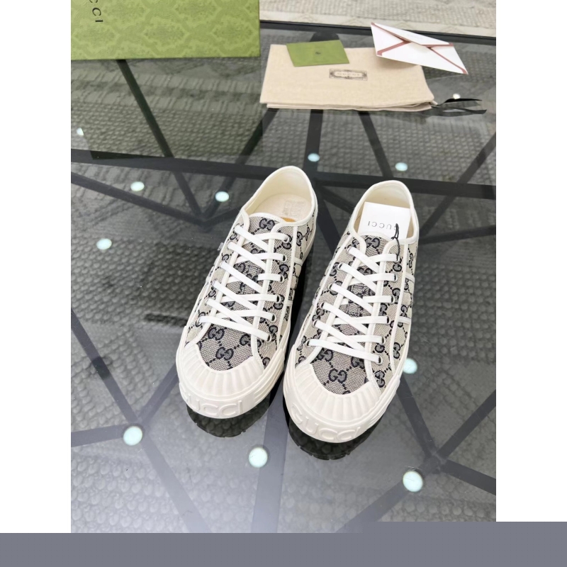 G*u*i casual shoes